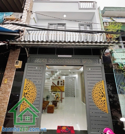 NHỈNH 4 TỶ - SIÊU PHẨM LÔ GÓC – NHÀ MỚI 2 TẦNG – HẺM 6M – 48M2 – GIÁ CHỈ NHỈNH 4 TỶ Diện tích: 4 x 12m, kết cấu 1 trệt 1 lầu, gồm 2PN, 2 WC. Nhà mới xây, thiết kế đẹp hiện đại. 