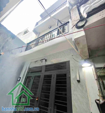 CHỈ 3,2 TỶ – LẠC LONG QUÂN – GẦN BẢY HIỀN – NHÀ MỚI XÂY 3 TẦNG – 2PN – SỔ RIÊNG