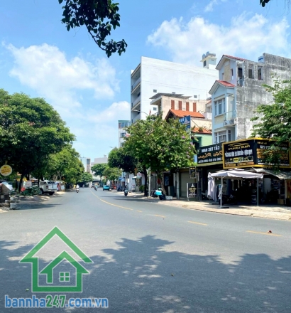 MTKD TÂN HƯƠNG – NHÀ CẤP 4 – 83M² (4 X 21) M– DÒNG TIỀN 15 TRIỆU/THÁNG – SỔ VUÔNG - CHỈ 15,3 TỶ
