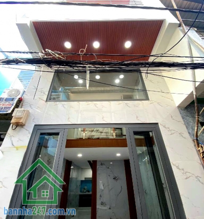 NHÀ 3 TẦNG – GẦN VÒNG XOAY LÊ ĐẠI HÀNH – Q.11 DT đất: 24m² (3x8), DT sàn 48.6m². Kết cấu: Trệt + lửng + 1 lầu, 4PN (3 kín + 1 hở), 2WC. Vị trí: Hẻm 3m thông.