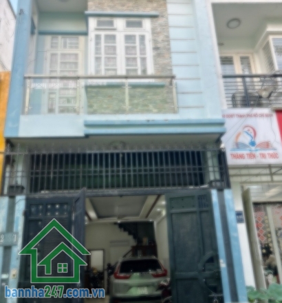 SIÊU PHẨM NHÀ 4 TẦNG – HXH 8M VƯỜN LÀI, TÂN PHÚ - 11 TỶ. Diện tích: 4x19m vuông vức. Kết cấu: 1 trệt 2 lầu, gồm 5 phòng ngủ, 4WC. NhàNhà 2 mặt hẻm xe hơi, cực thoáng mát.