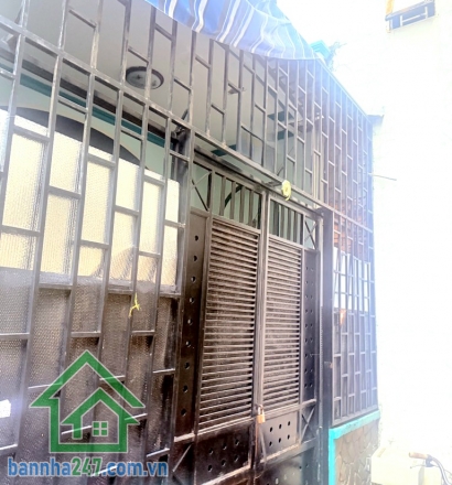 CHỈ 5,8 TỶ - NHÀ HẺM XE HƠI – NI SƯ HUỲNH LIÊN – DT: 66m² (4.2x15m, nở hậu 4.5) DT: 66m² (4.2x15m, nở hậu 4.5) Kết cấu: 1 trệt + lửng Nhà hiện đang cho thuê 6