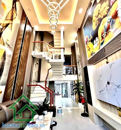 CHỈ 8,5 TỶ – SIÊU PHẨM 2 MẶT TIỀN – KHU GÒ XOÀI - NHÀ 5 TẦNG – THANG MÁY – FULL NỘI THẤT CAO CẤP - 5 PN – 6 WC Diện tích: 69m² (4m x 17m) – sổ vuông đẹp. Kết cấu 1 trệt + 1 lửng + 3 lầu. Công năng: 5 PN – 6 WC Trang bị: THANG MÁY xịn xò, giếng trời, ban c