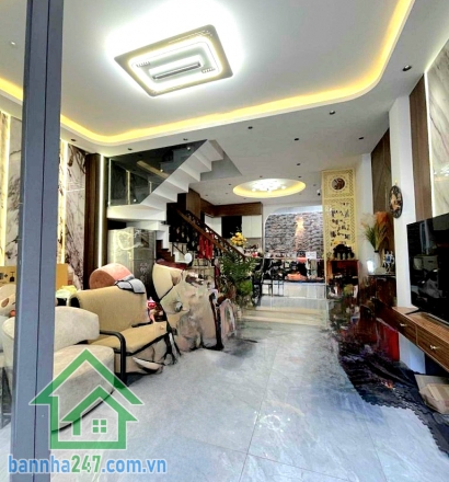 CHỈ 8 TỶ – HXH NHỰA 5M THÔNG – XE HƠI NGỦ TRONG NHÀ - NGUYỄN PHÚC CHU - 4 TẦNG BTCT – 4PN 5WC – TẶNG FULL NỘI THẤT Diện tích: 55m² (5m x 11m) – sổ vuông vức. Hoàn công đầy đủ, mua bán nhanh gọn