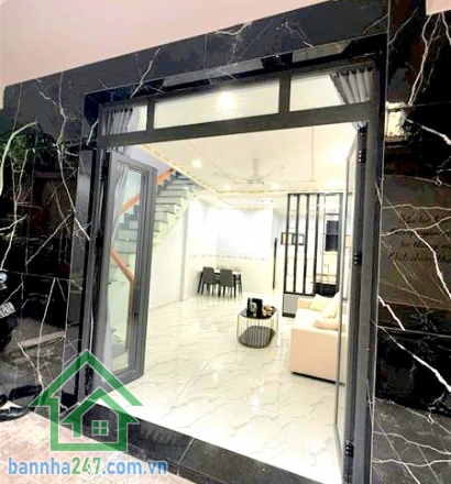 CHỈ 4,65 TỶ – NHÀ MỚI XINH - P10. TÂN BÌNH - 2 TẦNG – HẺM BA GÁC – KHÔNG LỘ GIỚI DT: 4x8m (32m² công nhận đủ, vuông A4) Kết cấu: 1 trệt 1 lầu đúc thật – 2PN, 2WC