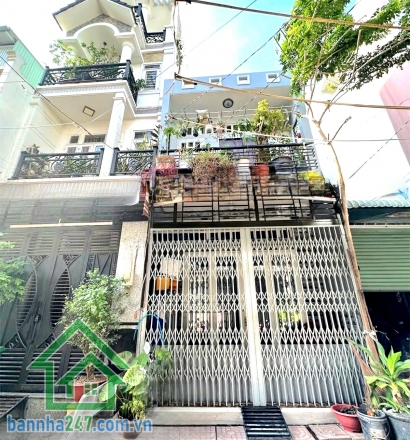 CHỈ 4,75 TỶ – MÃ LÒ – HẺM XE TẢI 6M – NHÀ ĐẸP 2 TẦNG BTCT - 48m² (4×12) 2PN – 3WC.  HIẾM TRONG KHU VỰC DT: 48m² (4×12) vuông vức Kết cấu: 2 tầng BTCT.