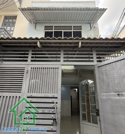 SIÊU PHẨM TÂN BÌNH – LÔ GÓC 2MT – HXH – 4PN – CHỈ 4,7 TỶ Diện tích: 54m² Kết cấu: 2 tầng, 4PN, 2WC, nhà thoáng mát, dọn vào ở ngay Vị trí cực đẹp: Lý Thường Kiệt 