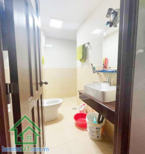 NHỈNH 8 TỶ - HXH 7M – SÁT MẶT TIỀN – THANG MÁY XỊN – 5 TẦNG BTCT – 5 PHÒNG NGỦ KHÉP KÍN – NHÀ ĐẸP Ở NGAY