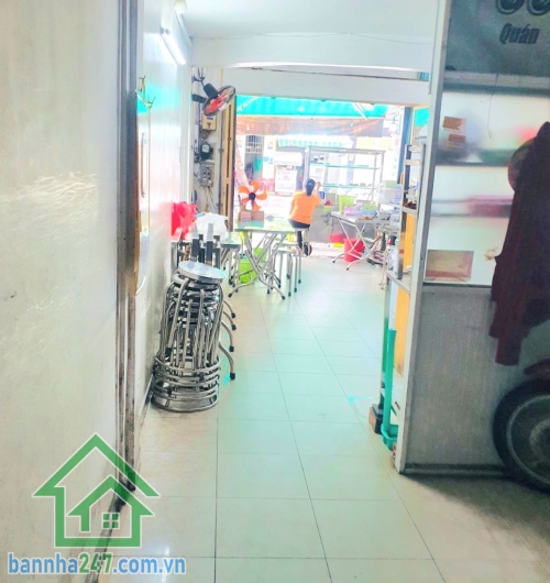 CHỈ 22,5 TỶ – MTKD TRƯƠNG CÔNG ĐỊNH – KHU VIP BÀU CÁT – TÂN BÌNH - VỊ TRÍ ĐẮC ĐỊA – 62M² – NHÀ 5 TẦNG – 6PN – 5WC – KHAI THÁC DÒNG TIỀN Kết cấu: 5 Tầng: 1 trệt – 1 lửng – 3 lầu, BTCT kiên cố. • Tổng 6 phòng ngủ – 5 WC • 2 tầng dưới đang cho thuê 25 triệu/