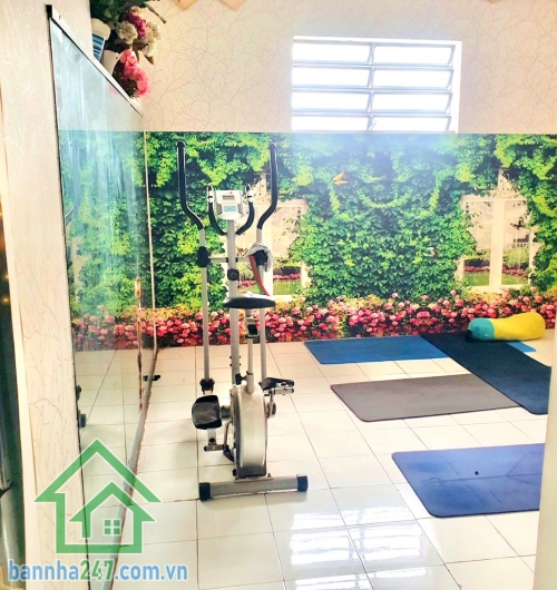 CHỈ 22,5 TỶ – MTKD TRƯƠNG CÔNG ĐỊNH – KHU VIP BÀU CÁT – TÂN BÌNH - VỊ TRÍ ĐẮC ĐỊA – 62M² – NHÀ 5 TẦNG – 6PN – 5WC – KHAI THÁC DÒNG TIỀN Kết cấu: 5 Tầng: 1 trệt – 1 lửng – 3 lầu, BTCT kiên cố. • Tổng 6 phòng ngủ – 5 WC • 2 tầng dưới đang cho thuê 25 triệu/