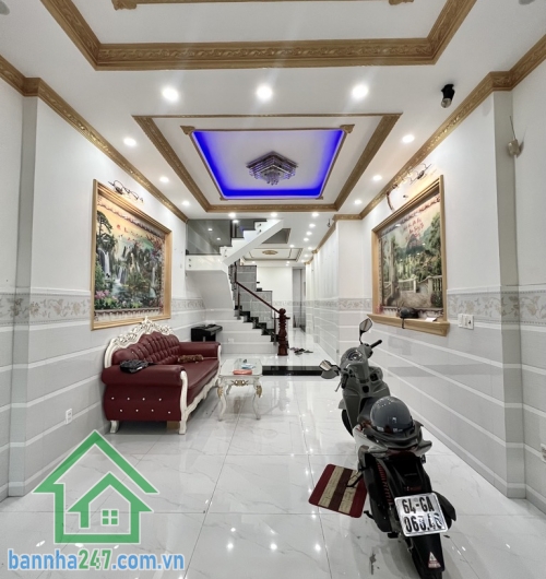 CHỈ 10, 3 TỶ - NHÀ ĐẸP NGAY PHỐ ẨM THỰC NGUYỄN NHỮ LÃM – TÂN PHÚ. HẺM RỘNG 10M.