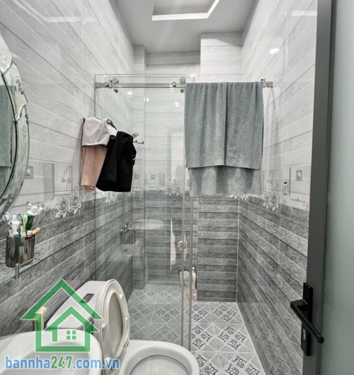 CHỈ 10, 3 TỶ - NHÀ ĐẸP NGAY PHỐ ẨM THỰC NGUYỄN NHỮ LÃM – TÂN PHÚ. HẺM RỘNG 10M.