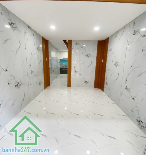 CHỈ 4,18 TỶ – SÁT MẶT TIỀN BÌNH THỚI – 3PN – TẶNG NỘI THẤT  Giá tốt khu Quận 11 – vị trí trung tâm – ở ngay! Diện tích: 3 × 8m – 24m² (công nhận 18.9m²)  Diện tích sàn: ~48.6m²