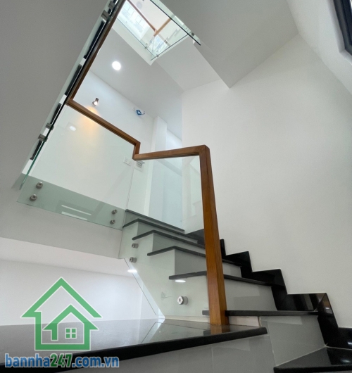 CHỈ 5,85 TỶ – HXH 1 TRỤC – SÁT MẶT TIỀN HÒA BÌNH – LŨY BÁN BÍCH TÂN PHÚ – 3 TẦNG BTCT 3PN - 3WC - NHÀ MỚI ĐẸP