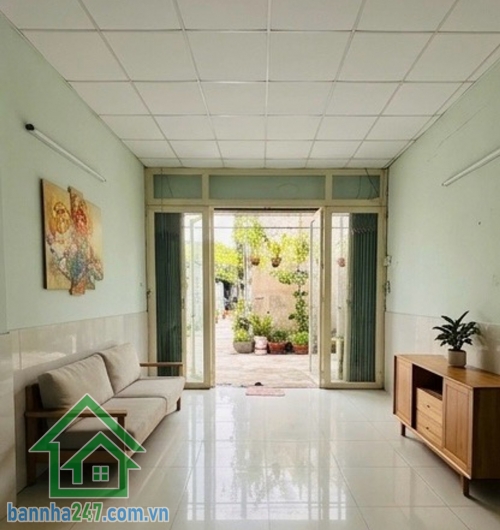 CHỈ 4,85 TỶ – HẺM Ô TÔ – NHÀ ĐẸP NGAY LÊ TRỌNG TẤN – AEON MALL TÂN PHÚ DT: 4m x 15m