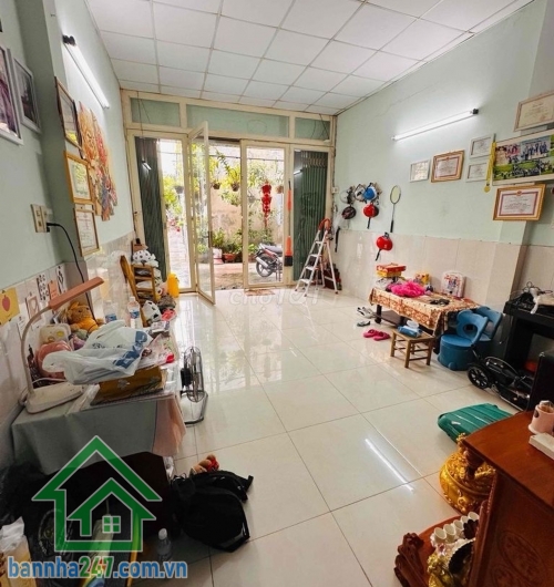 CHỈ 4,85 TỶ – HẺM Ô TÔ – NHÀ ĐẸP NGAY LÊ TRỌNG TẤN – AEON MALL TÂN PHÚ DT: 4m x 15m