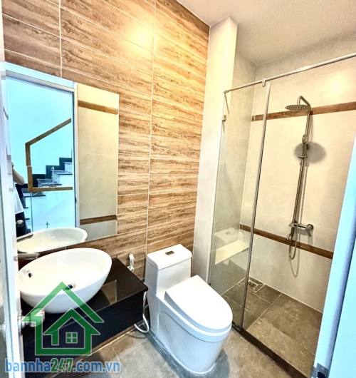 CHỈ 7,3 TỶ – SÁT MẶT TIỀN TRẦN THỊ BÁO – NHÀ 3 LẦU FULL NỘI THẤT – NỞ HẬU TÀI LỘC – 57M² (3,7 x 16)M -  4 PN - 3 WC