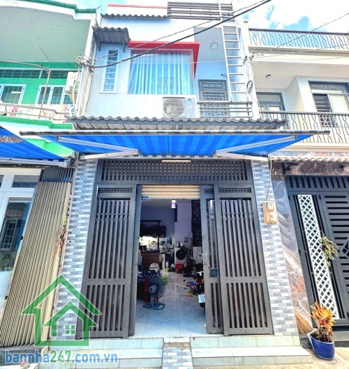 CHỈ NHỈNH 3 TỶ - NHÀ 2 TẦNG CÒN MỚI - HẺM XE TẢI 5M THÔNG - KỀ BÊN LÊ VĂN QUỚI - CÁCH NGÃ TƯ BỐN XÃ CHỈ 200M
