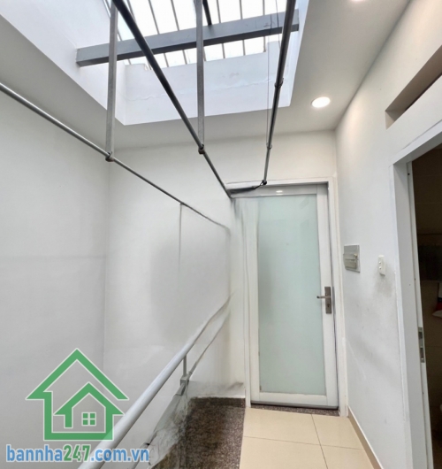 CHỈ 5,3 TỶ – NGAY NGUYỄN HỮU TIẾN, TÂY THẠNH – 46M² – 2 TẦNG – 2PN 2WC – VÀI BƯỚC RA HẺM XE HƠI