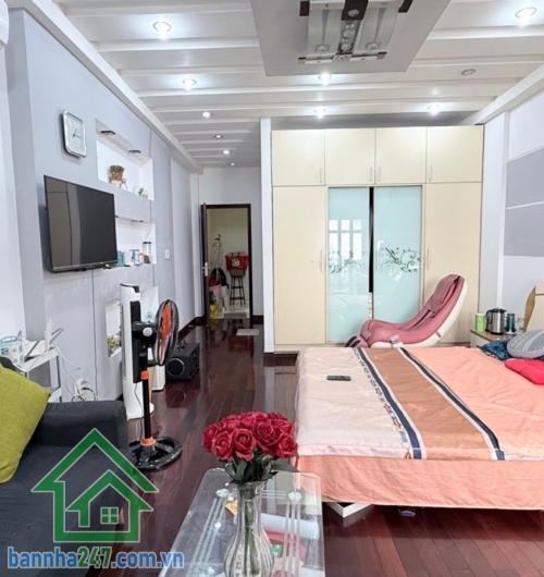 CHỈ 12,6 TỶ - Ô TÔ ĐỖ CỬA - CÁCH MẶT TIỀN TRƯỜNG SA CHỈ 10M - P. NHIÊU LỘC (QUẬN 3) - NHÀ 4 TẦNG BTCT NỞ HẬU - 48M²