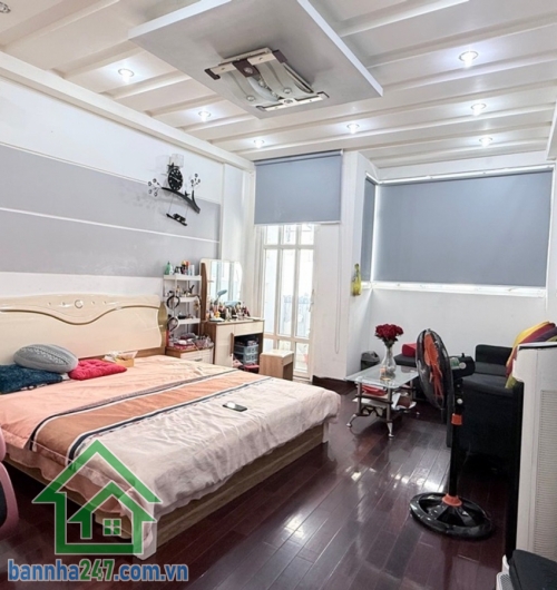 CHỈ 12,6 TỶ - Ô TÔ ĐỖ CỬA - CÁCH MẶT TIỀN TRƯỜNG SA CHỈ 10M - P. NHIÊU LỘC (QUẬN 3) - NHÀ 4 TẦNG BTCT NỞ HẬU - 48M²