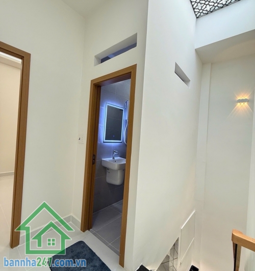 CHỈ 6,3 TỶ - SIÊU PHẨM LUNG LINH FULL NỘI THẤT - HẺM XE HƠI - KHUÔNG VIỆT, TÂN PHÚ - 39M² - 2 TẦNG - 3PN - DỌN VÀO Ở NGAY