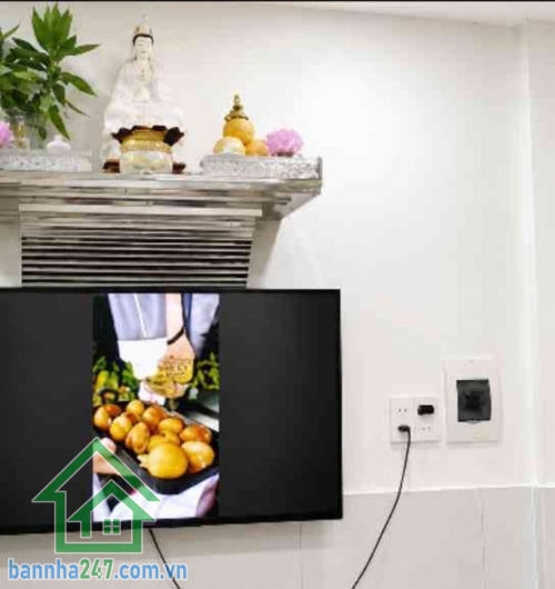 CHỈ 3,3 TỶ – NGAY BÙI THẾ MỸ – NHÀ MỚI Ở NGAY – HẺM 6M XE TẢI TỚI CỬA - DT: (3,9 x 6.5) 2 TẦNG – 2PN – 3WC