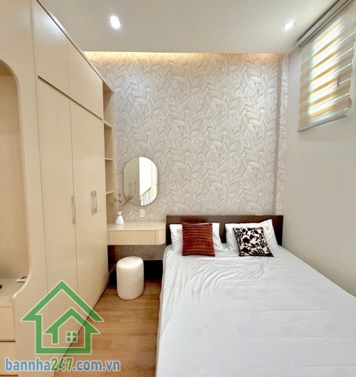 CHỈ 6,39 TỶ THƯƠNG LƯỢNG – NGANG HƠN 8M – NHÀ ĐẸP 2 TẦNG – TẶNG NỘI THẤT – XE HƠI ĐỖ CỬA – TRUNG TÂM TÂN BÌNH