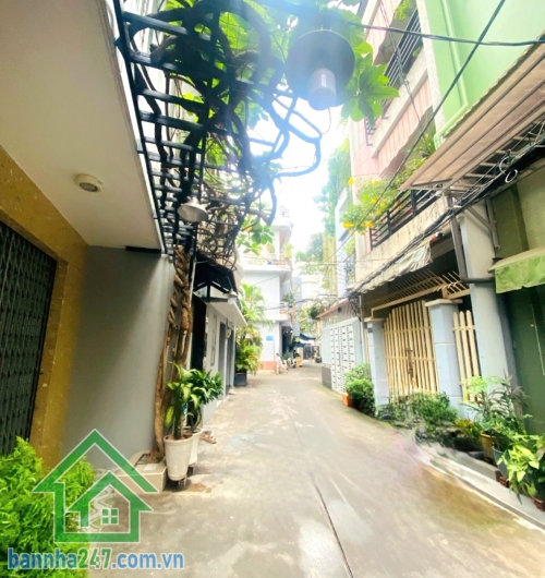 CHỈ 8,9 TỶ – HXH - LẠC LONG QUÂN – TÂN BÌNH – GẦN 60M² – 4 TẦNG – 4PN – 4WC