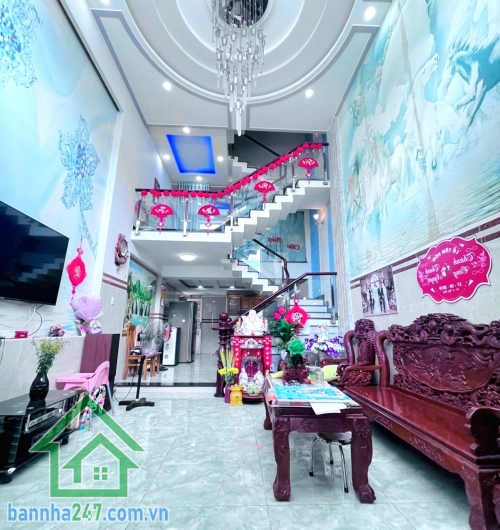 CHỈ 11,5 TỶ – NGUYỄN VĂN CÔNG – GẦN SÂN BAY – CĂN GÓC 2 MẶT – 73M² – 4 TẦNG – 5PN – 6WC - NỞ HẬU