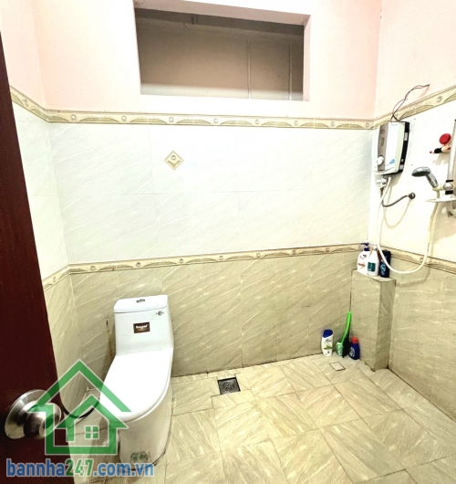 CHỈ 15,9 TỶ – MTKD NGUYỄN MINH HOÀNG – KHU K300 – 80M² – 4 TẦNG – 5PN – 5WC – DÒNG TIỀN ỔN ĐỊNH