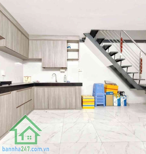 CHỈ 5,25 TỶ – NHÀ ĐẸP SÁT MẶT TIỀN PHÚ THỌ HÒA – 4x17M – 2 TẦNG – Ở NGAY