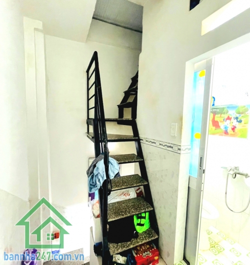 CHỈ 2,98 TỶ – NHÀ 3 TẦNG – NGAY BẢY HIỀN – LẠC LONG QUÂN – NI SƯ HUỲNH LIÊN – 2PN – 2WC – SỔ HỒNG RIÊNG - DTSD: 53M²