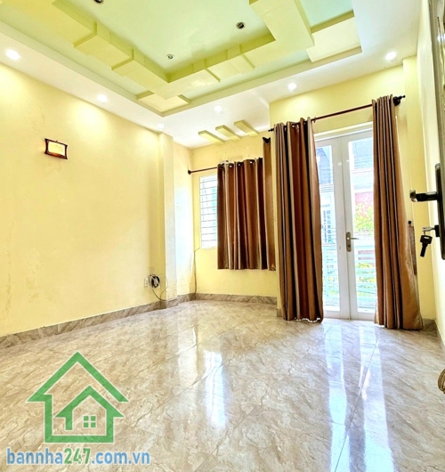 CHỈ 9,99 TỶ – NHÀ MẶT TIỀN KHU HỌ LÊ – 60M² – 5 TẦNG – 4PN – Ô CHỜ THANG MÁY – TIỆN KINH DOANH