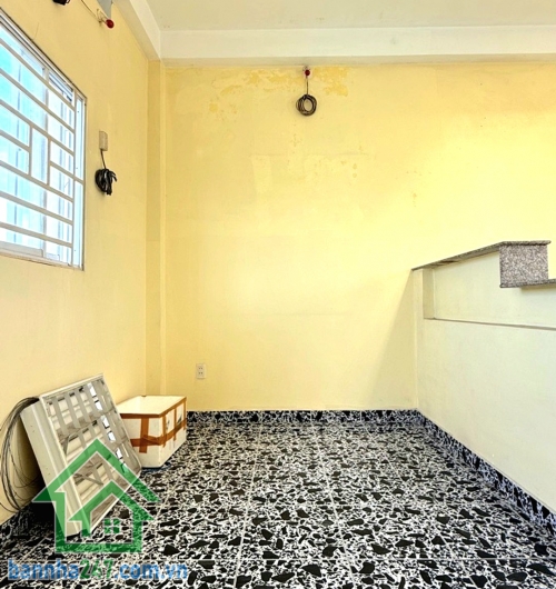 CHỈ 9,99 TỶ – NHÀ MẶT TIỀN KHU HỌ LÊ – 60M² – 5 TẦNG – 4PN – Ô CHỜ THANG MÁY – TIỆN KINH DOANH