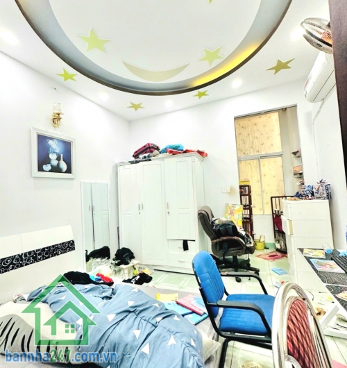 CHỈ 11 TỶ – MẶT TIỀN KHU HỌ LÊ – GẦN LÊ THÚC HOẠCH – 68M² – 4 TẦNG – 5PN - 6WC – Ô TÔ ĐẬU ĐỖ THOẢI MÁI