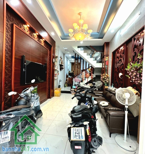 CHỈ 7,6 TỶ – SIÊU PHẨM QUANG TRUNG - GÒ VẤP – NGAY E.MART – HẺM Ô TÔ – 4 TẦNG – 5PN - 6WC – DTSD 178M²