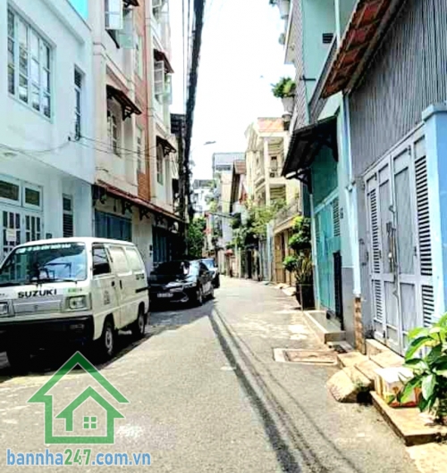 CHỈ 8,9 TỶ – NHÀ PHƯỜNG 4 TÂN BÌNH – HẺM NHỰA 6M THÔNG – GẦN SCSC – TÂN SƠN NHẤT - 38M² (4,3 X 9) - 3 TẦNG BTCT - HOÀN CÔNG ĐỦ
