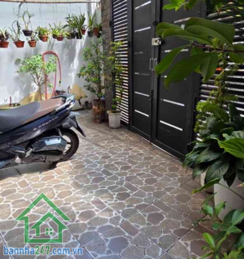 GẦN KHU BÀU CÁT – HẺM NHỰA Ô TÔ THÔNG – NGANG 6M