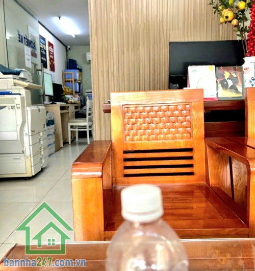 CHỈ 4,2 TỶ – HẺM 5M, CHỈ VÀI CĂN RA HẺM XE TẢI – LŨY BÁN BÍCH – GẦN ĐẦM SEN – 2 TẦNG BTCT – NHÀ MỚI Ở NGAY * DT: 37m² (4,6x9)m – thực tế 5x9m * Kết cấu: Trệt + Lầu