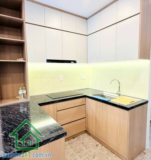 CHỈ 3,95 TỶ – NHÀ ĐẸP 2 TẦNG MỚI 100% - DTSD: 50M² – TÂN BÌNH – FULL NỘI THẤT Diện tích: 25m² Kết cấu: 1 trệt 1 lầu – nhà xây chắc chắn * Nhà mới 100%, mua là vào ở ngay