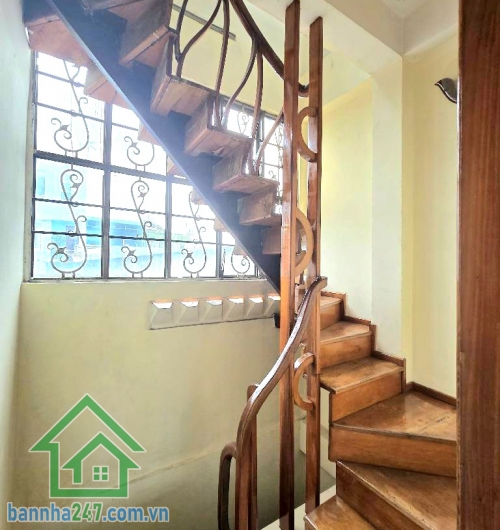 CHỈ 7 TỶ – SIÊU PHẨM 5 TẦNG NGAY P.6 TÂN BÌNH – HẺM THẲNG 1 TRỤC – VÀI BƯỚC RA MẶT TIỀN – DT: 50M² (4x13)m – NHÀ ĐẸP Ở NGAY! Kết cấu: 1 trệt, 1 lửng, 2 lầu, sân thượng. 