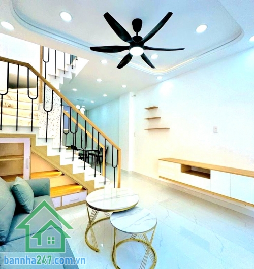 CHỈ 4,95 TỶ – SIÊU PHẨM HẺM XE HƠI – FULL NỘI THẤT CAO CẤP NHÀ ĐẸP 2 TẦNG BTCT – DỌN VÀO Ở NGAY • Diện tích: 38m² – sổ vuông vức• Kết cấu: 2 tầng BTCT kiên cố 