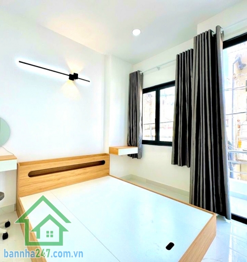 CHỈ 4,95 TỶ – SIÊU PHẨM HẺM XE HƠI – FULL NỘI THẤT CAO CẤP NHÀ ĐẸP 2 TẦNG BTCT – DỌN VÀO Ở NGAY • Diện tích: 38m² – sổ vuông vức• Kết cấu: 2 tầng BTCT kiên cố 