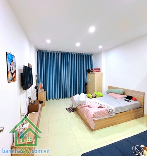 CHỈ 6,99 TỶ - SIÊU PHẨM NHÀ PHỐ 4 TẦNG – KHU VIP TÂN SƠN NHÌ (TÂN PHÚ) - HẺM Ô TÔ – ĐI BỘ RA CÔNG VIÊN – 3 PHÚT AEON MALL - 5 PN – 4 WC Diện tích sử dụng: ~175m²