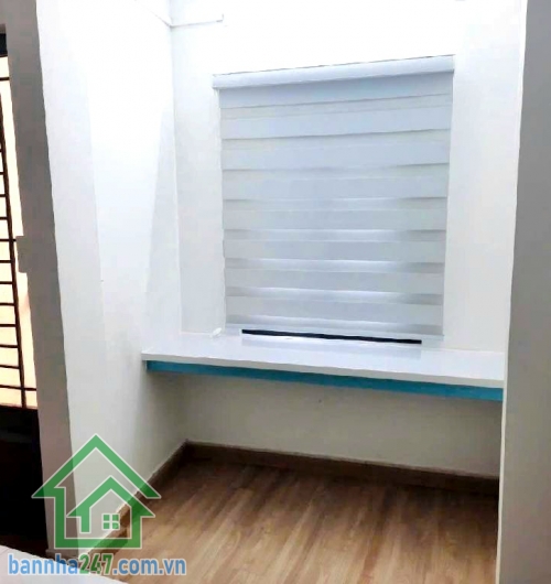 CHỈ 5,7 TỶ – NHÀ MỚI 3 TẦNG BTCT – HXH VƯỜN LÀI, TÂN PHÚ - DT: 33,5M² (4.1x8)M Nở hậu Diện tích: 33,5m² (4.1m x 8m nở hậu) Kết cấu: 1 trệt, 2 lầu, 3 tầng kiên cố