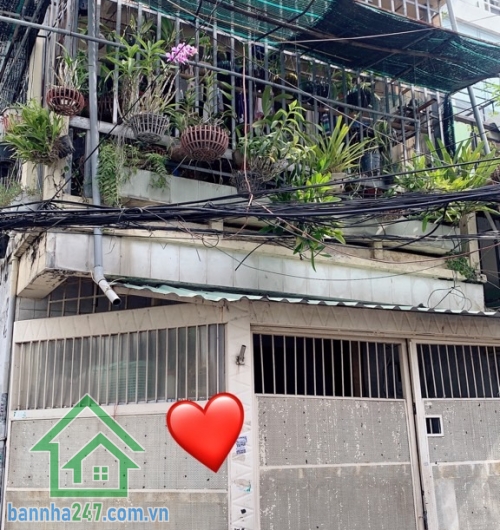 TÂN PHÚ – NGAY ĐH CÔNG THƯƠNG – HẺM NHỰA LỚN – 47M² – CHỈ 5.1 TỶ Cách Trường ĐH Công Thương vài bước, khu sầm uất – tiềm năng kinh doanh & cho thuê cực cao.
