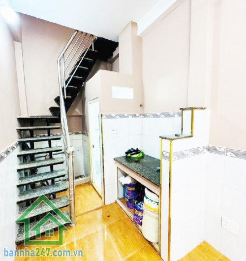 CHỈ 2,6 TỶ – NHÀ 3 TẦNG – HẺM Ô TÔ 5M – ÂU CƠ, TÂN BÌNH – SỔ RIÊNG, Ở NGAY Vị trí: Phường 10, Tân Bình – hẻm ô tô 5m, gần trường học, bệnh viện, trung tâm thương mại. 
