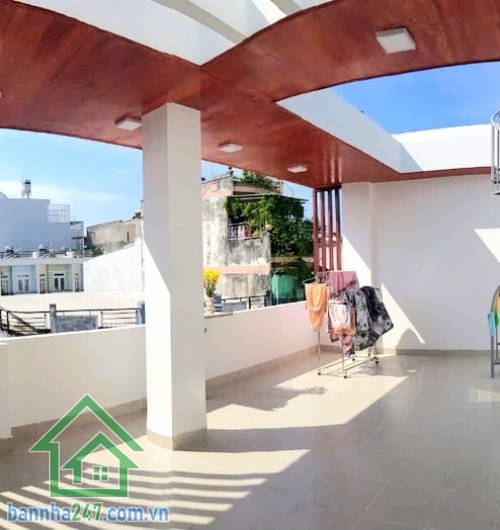 CHỈ 7,7 TỶ – VILLA LÊ VĂN QUỚI – HẺM 5M XE HƠI NGỦ TRONG NHÀ – NHÀ 4 TẦNG – 88M² (8.1x11) – SỔ HỒNG RIÊNG – HOÀN CÔNG ĐỦ Villa siêu đẹp, chủ xây tâm huyết năm 2020.