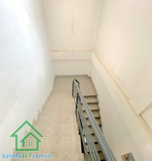 CHỈ 6,99 TỶ – MTKD PHÚ THỌ HOÀ – NGAY TRUNG TÂM PHỐ TƠ LỤA - DT: 52M² (5.7 × 11)m - 2 TẦNG -  DT: 5.7 × 11m – Vuông vức – Hẻm rộng như mặt tiền Vị trí siêu đắc địa